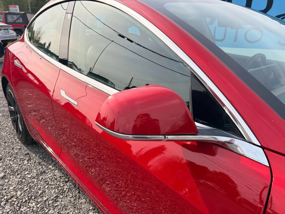 2018 Tesla Model 3 - Image 10 of 20
