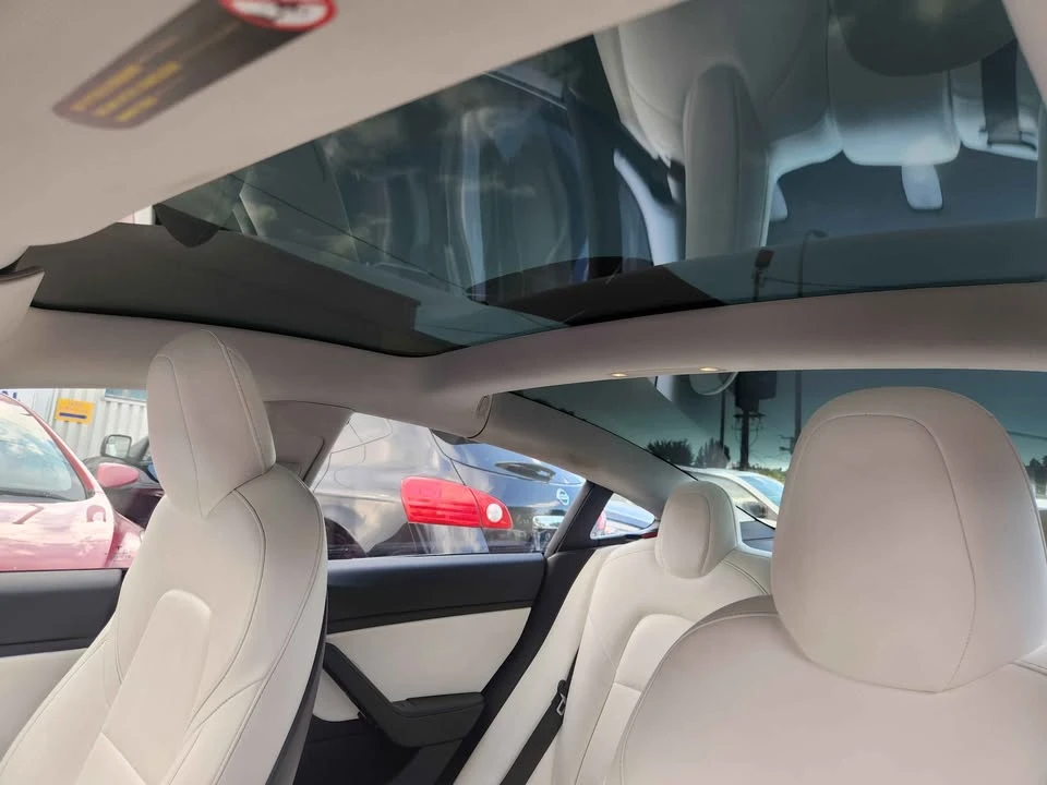 2018 Tesla Model 3 - Image 8 of 12