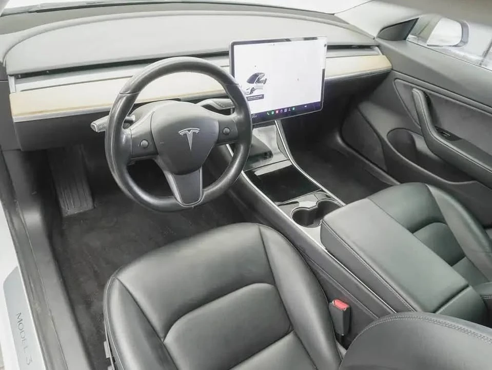2018 Tesla Model 3 - Image 7 of 11