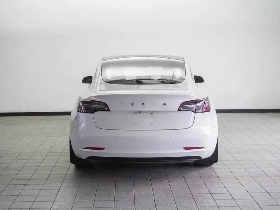 2018 Tesla Model 3 - Image 4 of 11