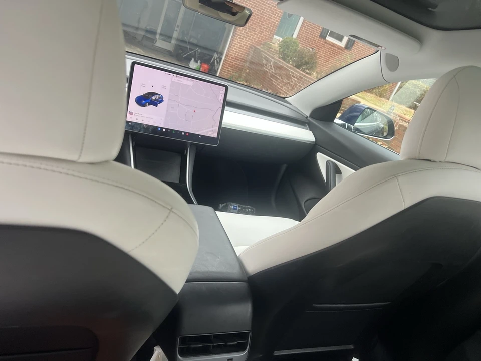 2018 Tesla Model 3 - Image 10 of 14