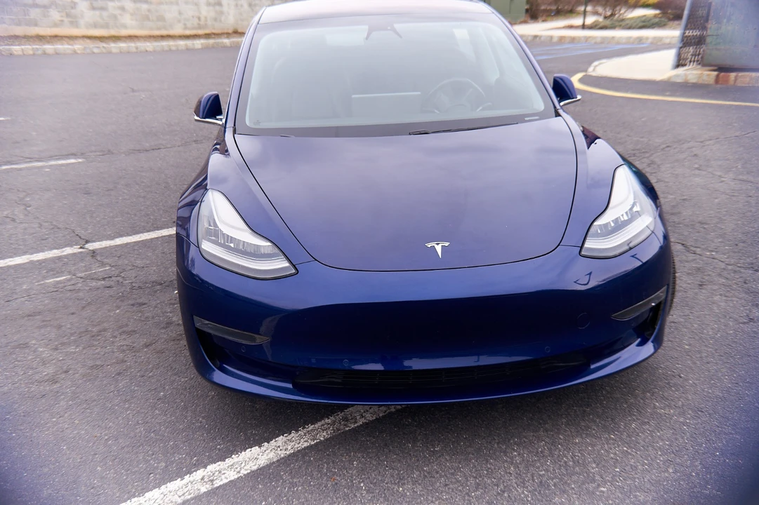 2018 Tesla Model 3 - Image 10 of 30