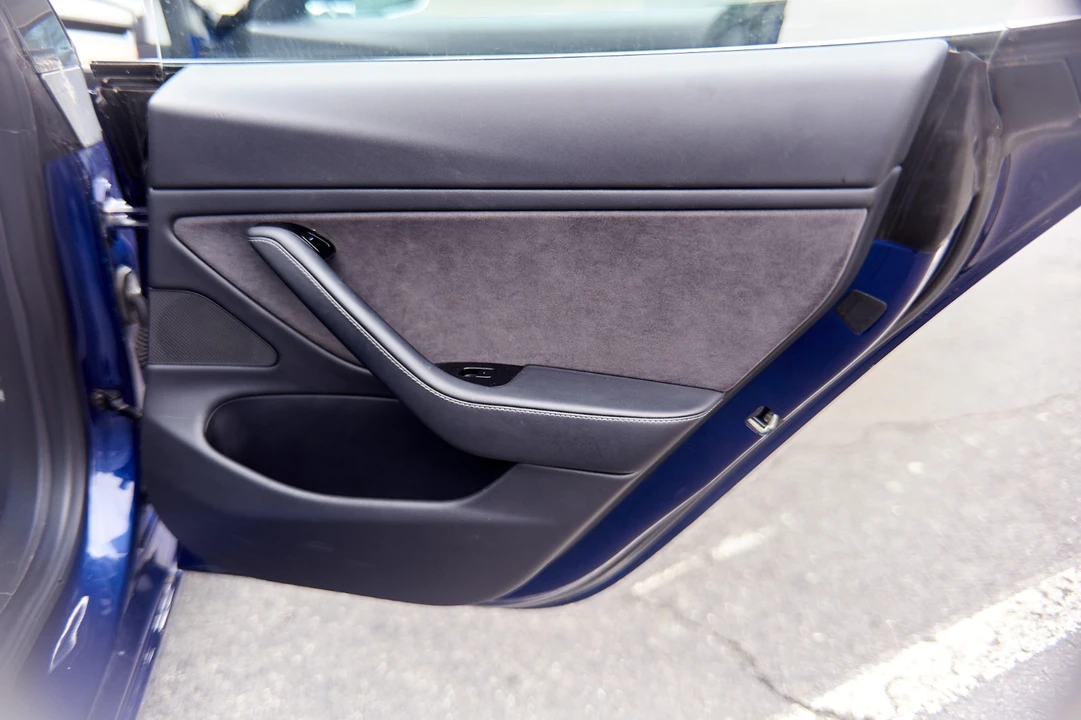 2018 Tesla Model 3 - Image 12 of 30