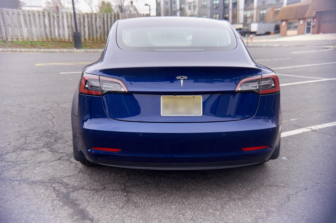 2018 Tesla Model 3 - Image 5 of 30