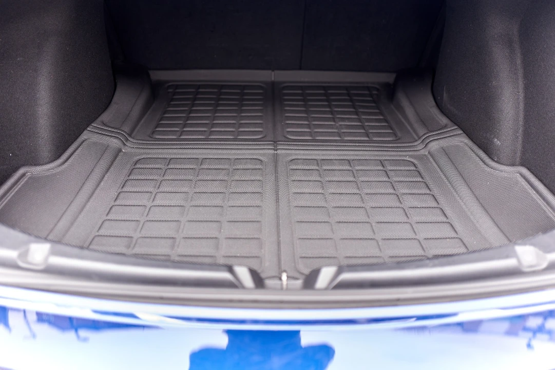 2018 Tesla Model 3 - Image 24 of 30