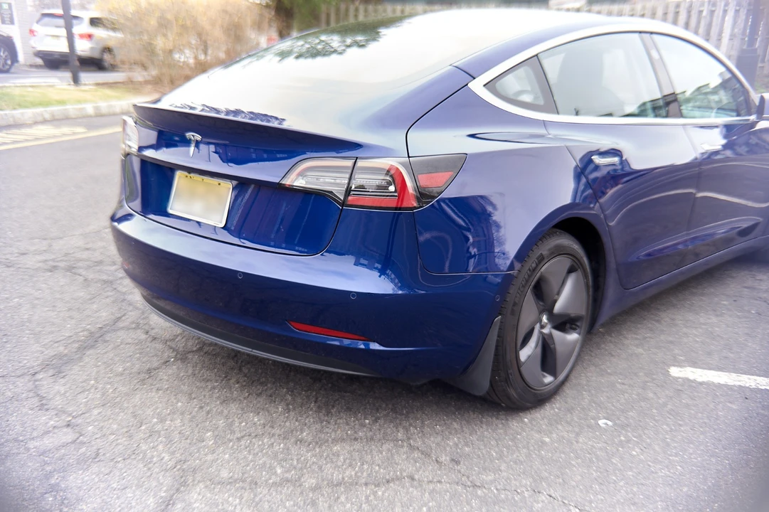 2018 Tesla Model 3 - Image 6 of 30