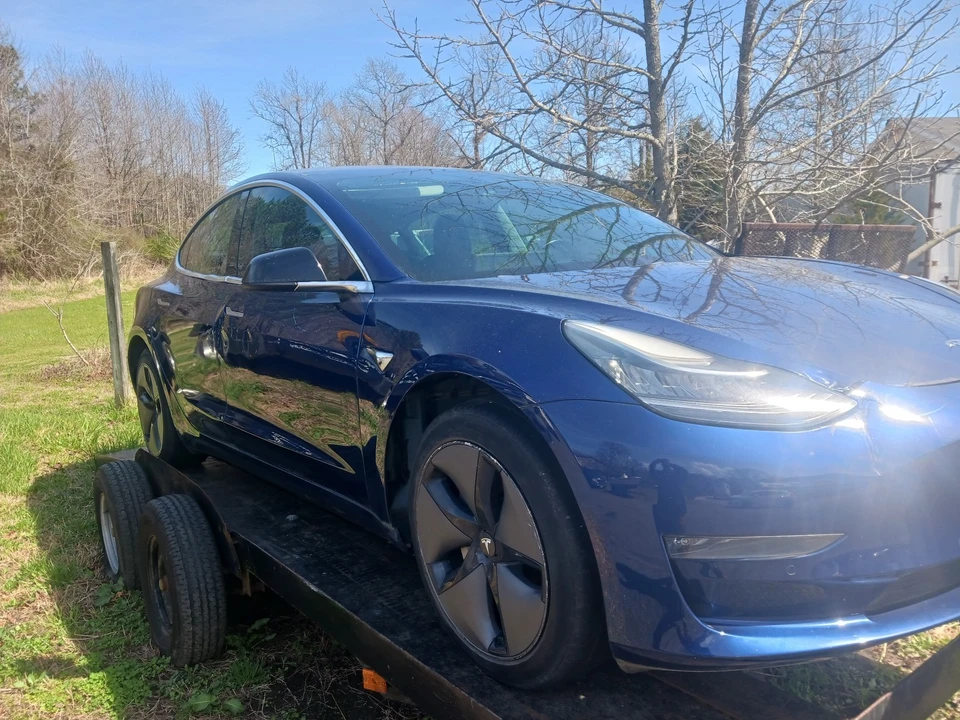 2018 Tesla Model 3 - Image 3 of 6