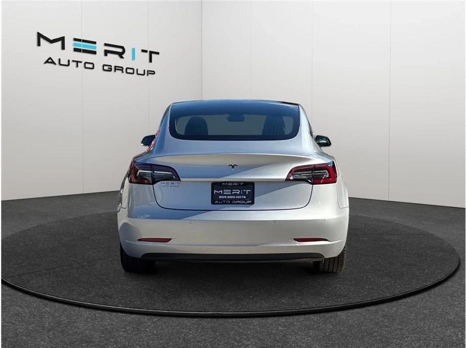 2018 Tesla Model 3 - Image 8 of 12
