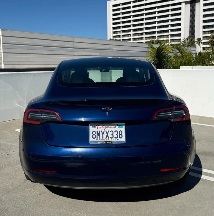 2018 Tesla Model 3 - Image 5 of 20