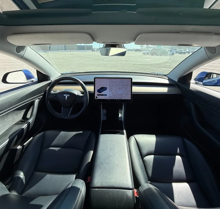 2018 Tesla Model 3 - Image 8 of 20
