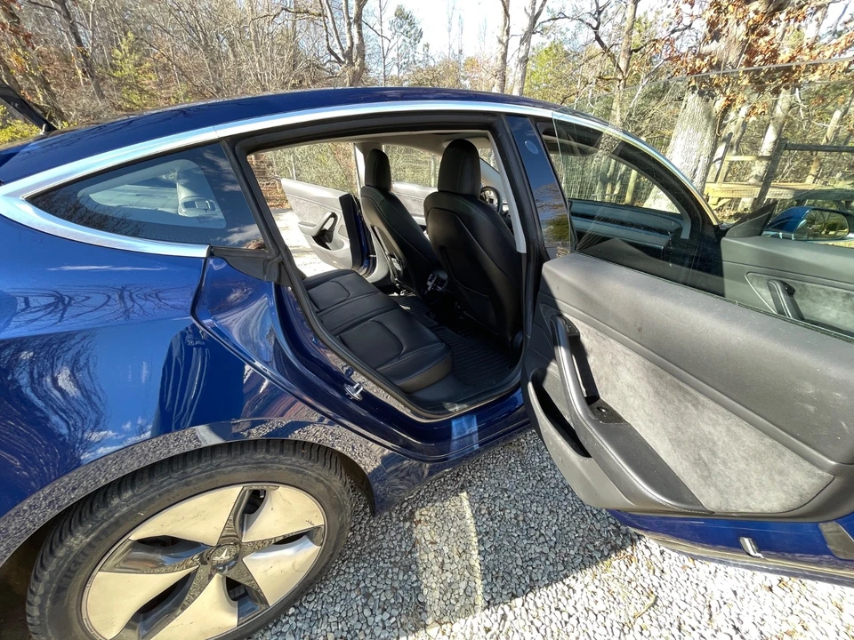 2018 Tesla Model 3 - Image 13 of 20
