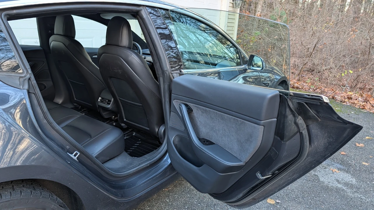 2018 Tesla Model 3 - Image 21 of 21