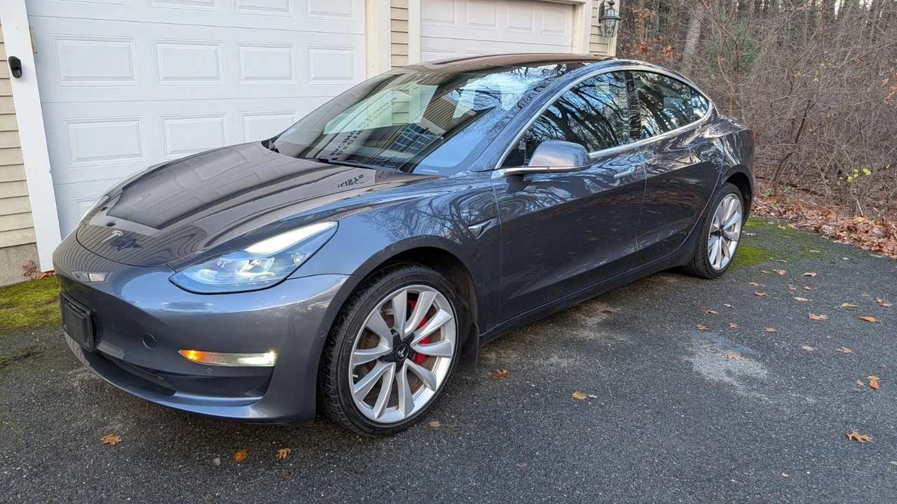 2018 Tesla Model 3 - Image 7 of 21