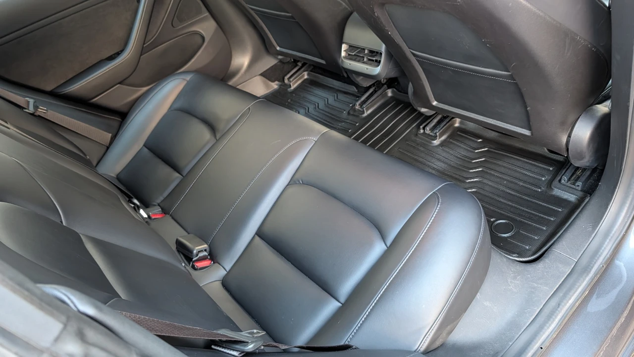 2018 Tesla Model 3 - Image 20 of 21