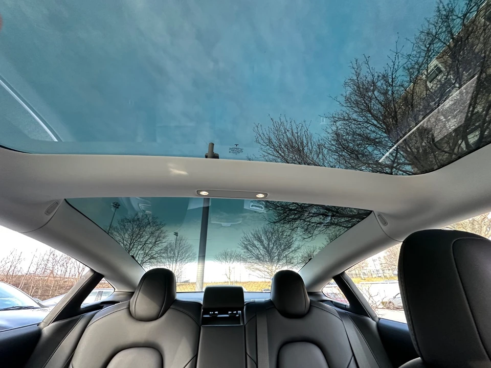 2018 Tesla Model 3 - Image 18 of 20
