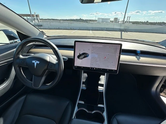 2018 Tesla Model 3 - Image 15 of 20