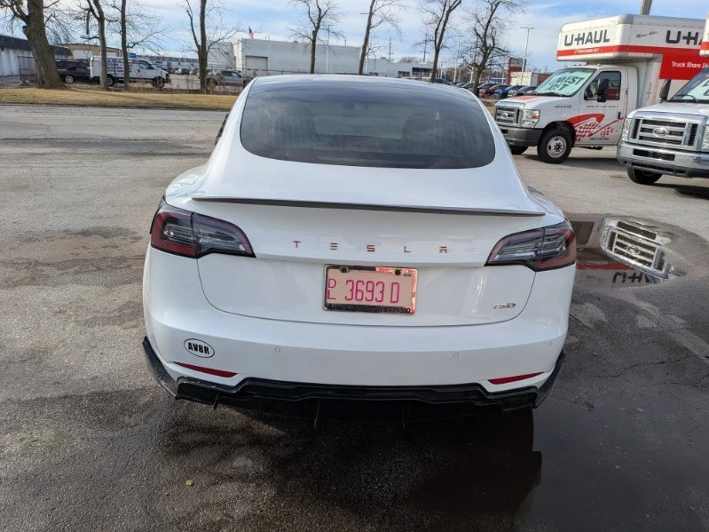 2018 Tesla Model 3 - Image 4 of 9