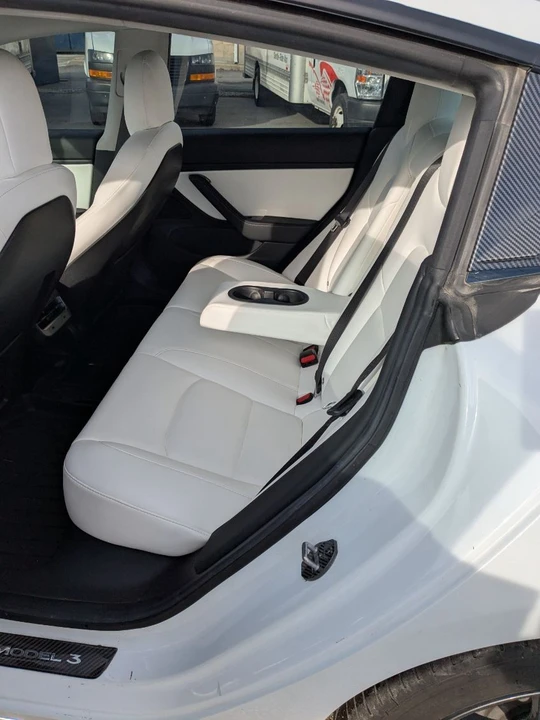 2018 Tesla Model 3 - Image 9 of 9