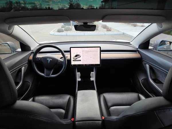 2018 Tesla Model 3 - Image 10 of 13