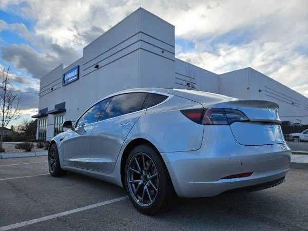 2018 Tesla Model 3 - Image 3 of 13