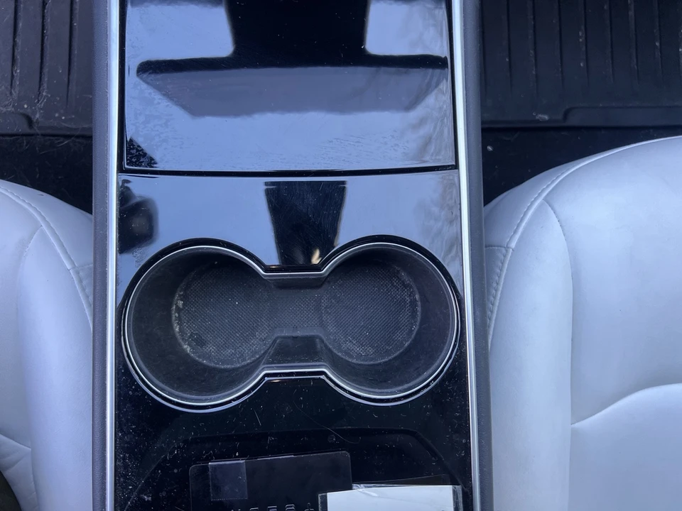 2018 Tesla Model 3 - Image 10 of 22