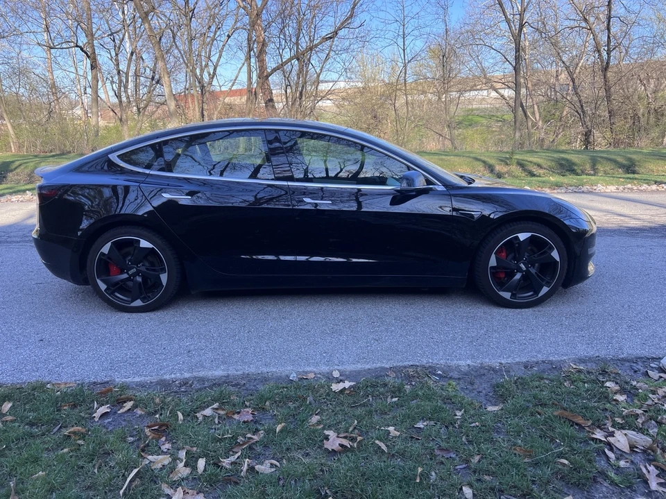 2018 Tesla Model 3 - Image 5 of 22