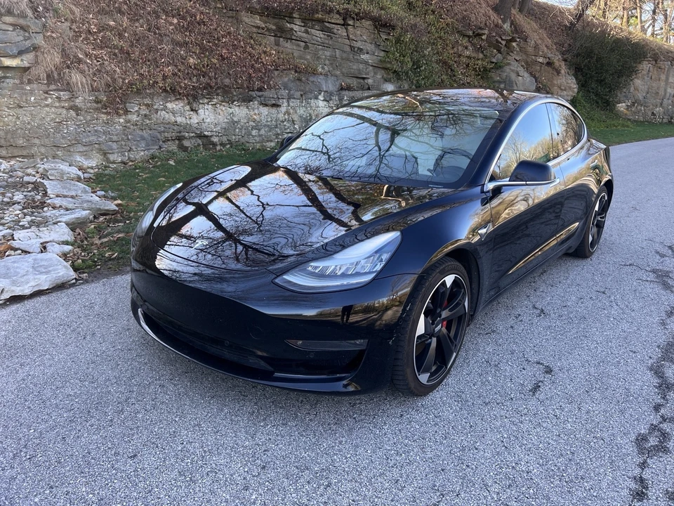 2018 Tesla Model 3 - Image 8 of 22