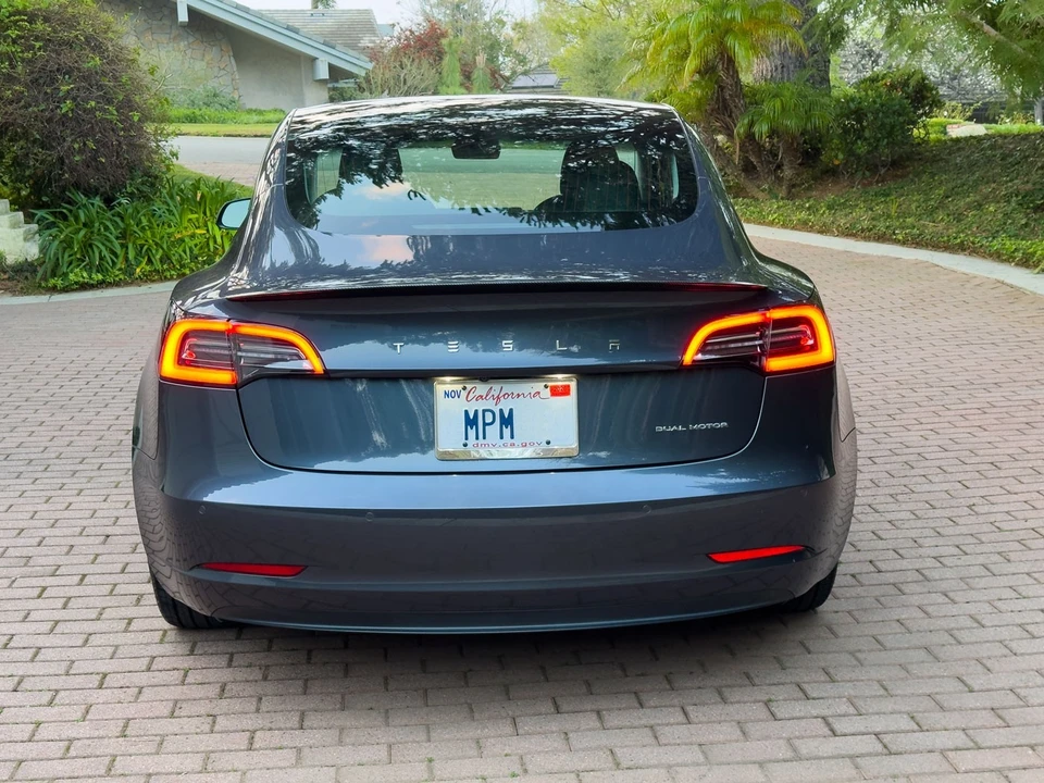 2018 Tesla Model 3 - Image 6 of 17