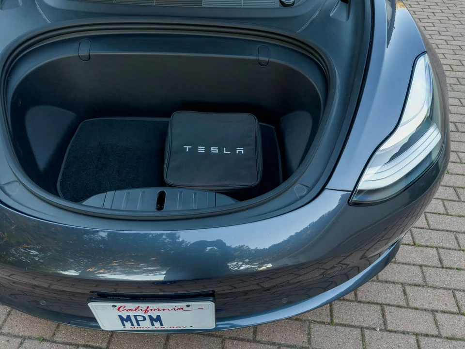 2018 Tesla Model 3 - Image 11 of 17