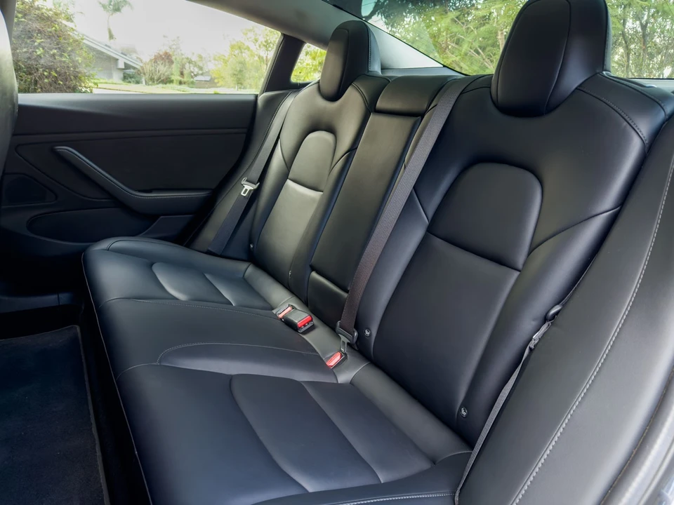 2018 Tesla Model 3 - Image 15 of 17