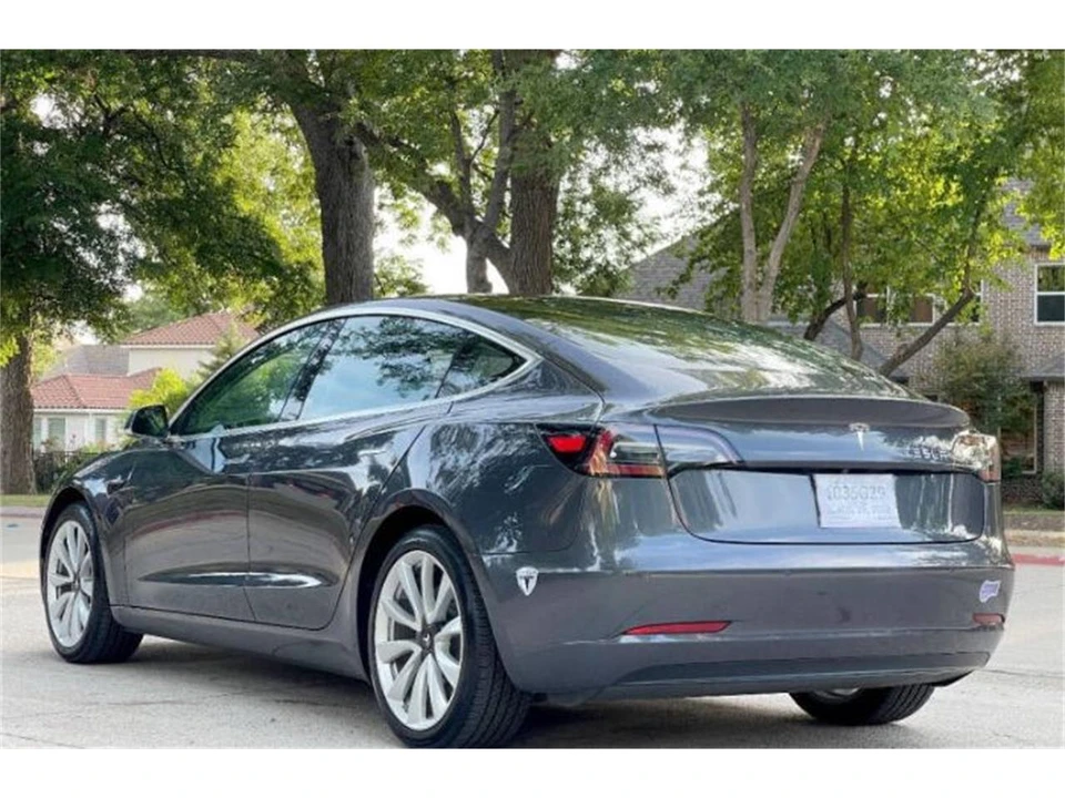 2018 Tesla Model 3 - Image 2 of 6