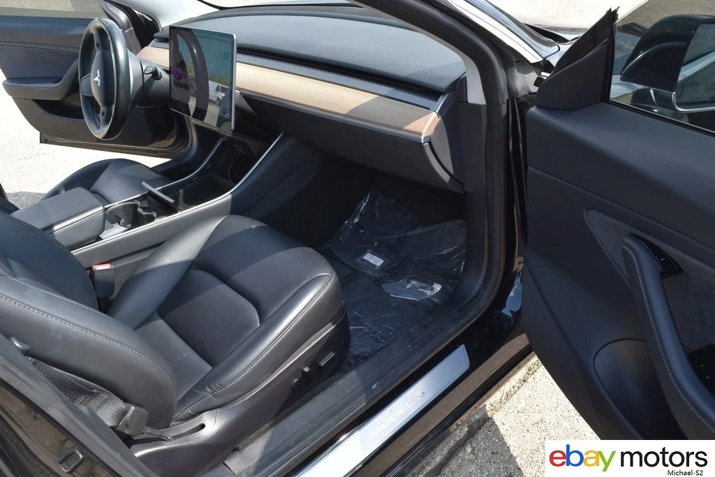 2018 Tesla Model 3 - Image 15 of 21