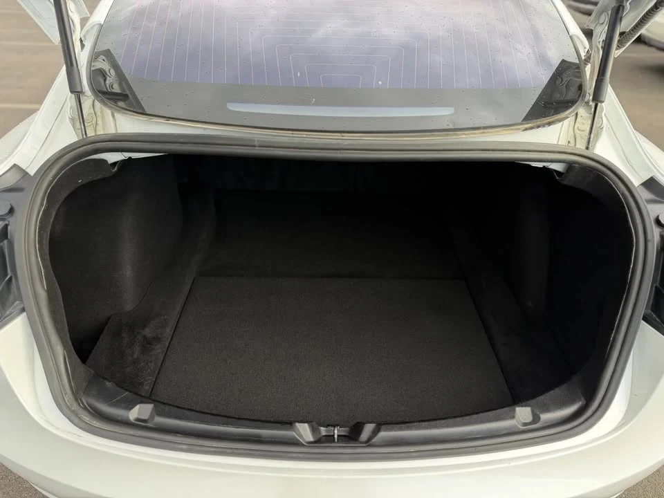 2018 Tesla Model 3 - Image 9 of 20