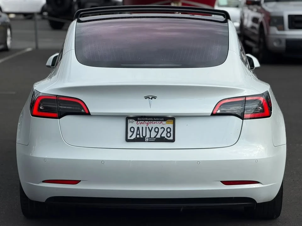 2018 Tesla Model 3 - Image 7 of 20