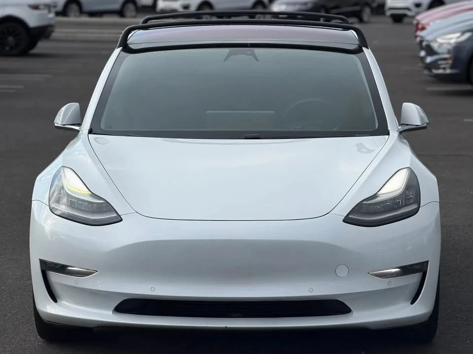 2018 Tesla Model 3 - Image 4 of 20