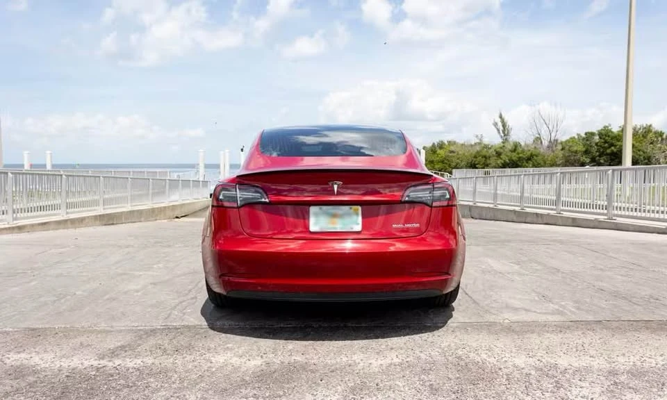 2018 Tesla Model 3 - Image 8 of 20