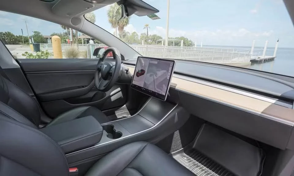 2018 Tesla Model 3 - Image 12 of 20