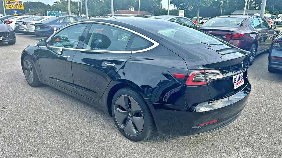 2018 Tesla Model 3 - Image 8 of 19