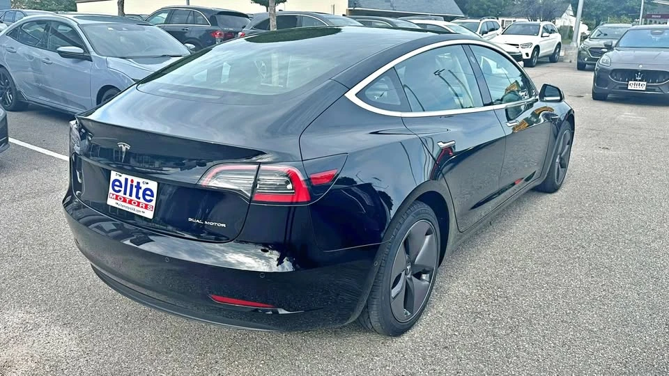 2018 Tesla Model 3 - Image 11 of 19