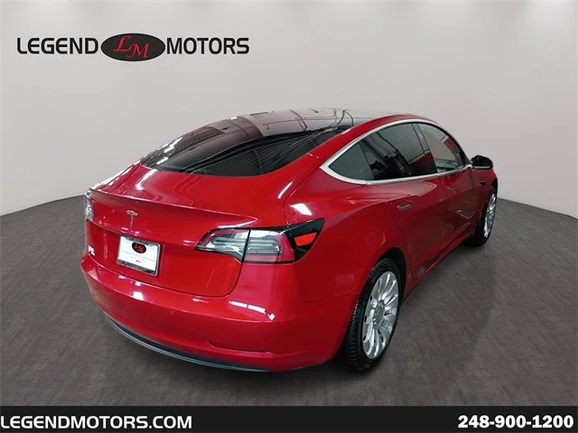 2018 Tesla Model 3 - Image 8 of 12
