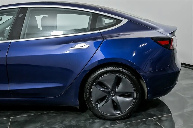 2018 Tesla Model 3 - Image 7 of 12