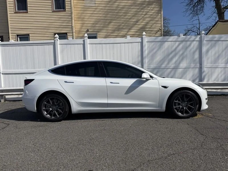 2018 Tesla Model 3 - Image 8 of 12