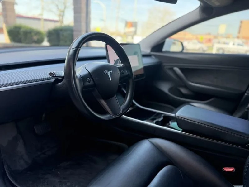 2018 Tesla Model 3 - Image 10 of 12