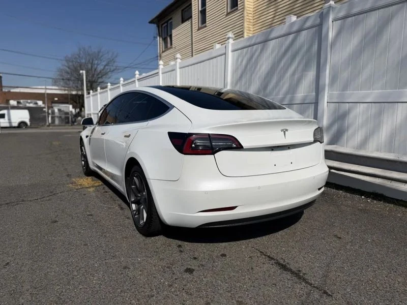 2018 Tesla Model 3 - Image 5 of 12