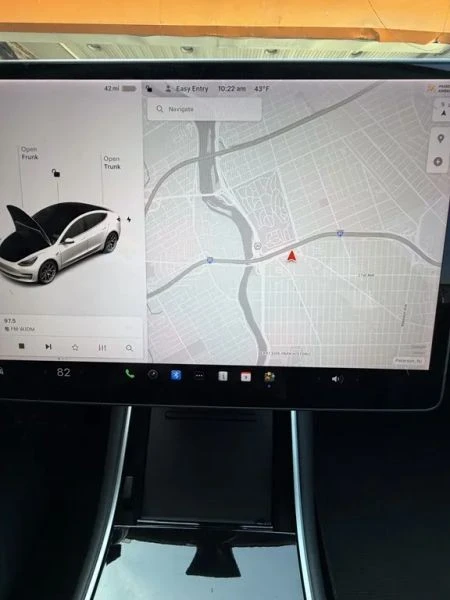 2018 Tesla Model 3 - Image 12 of 12