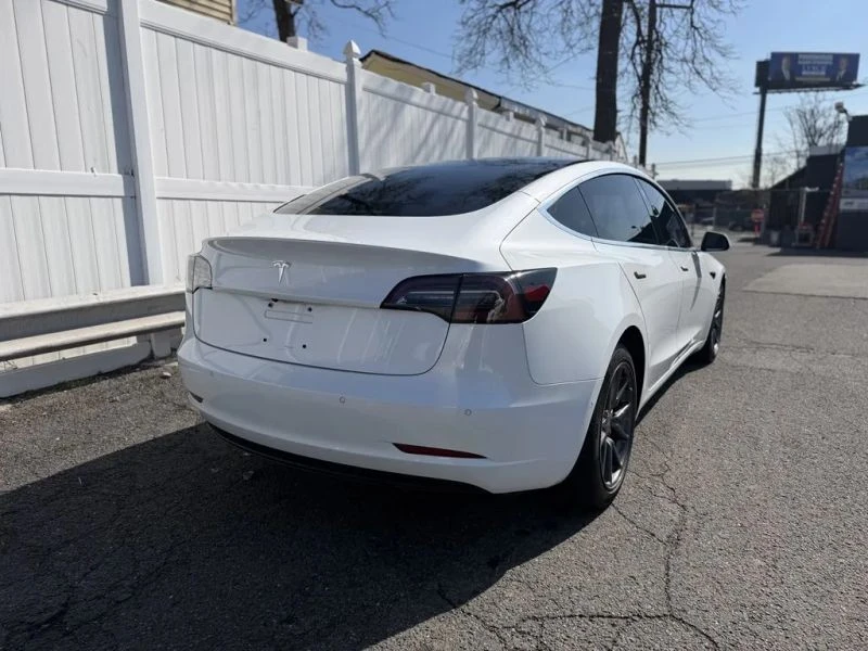 2018 Tesla Model 3 - Image 7 of 12