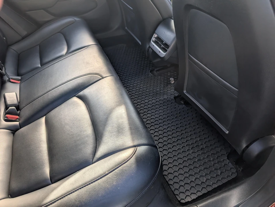 2018 Tesla Model 3 - Image 20 of 31