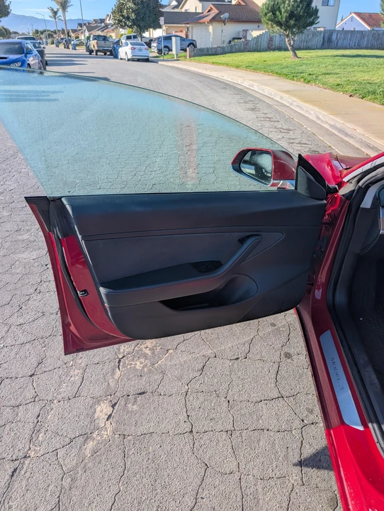 2018 Tesla Model 3 - Image 27 of 31