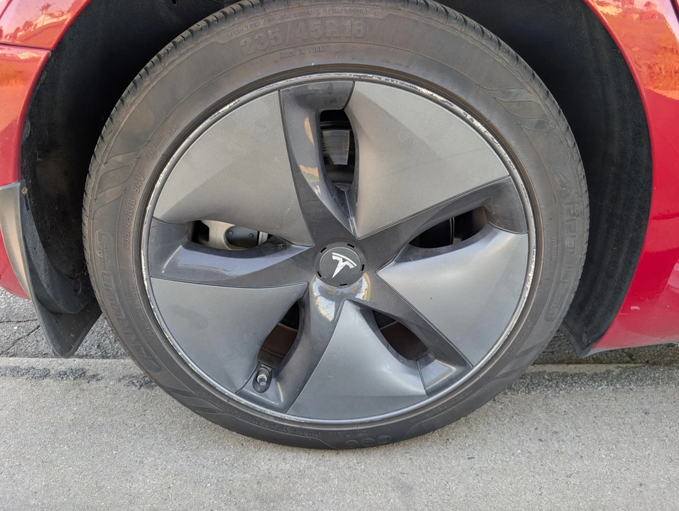 2018 Tesla Model 3 - Image 11 of 31