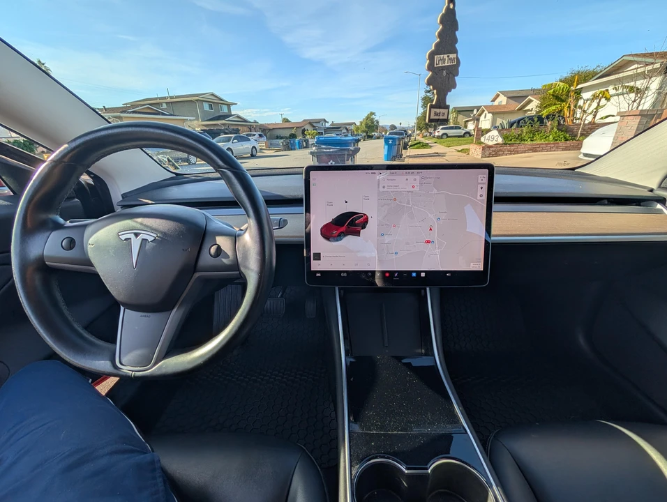 2018 Tesla Model 3 - Image 24 of 31